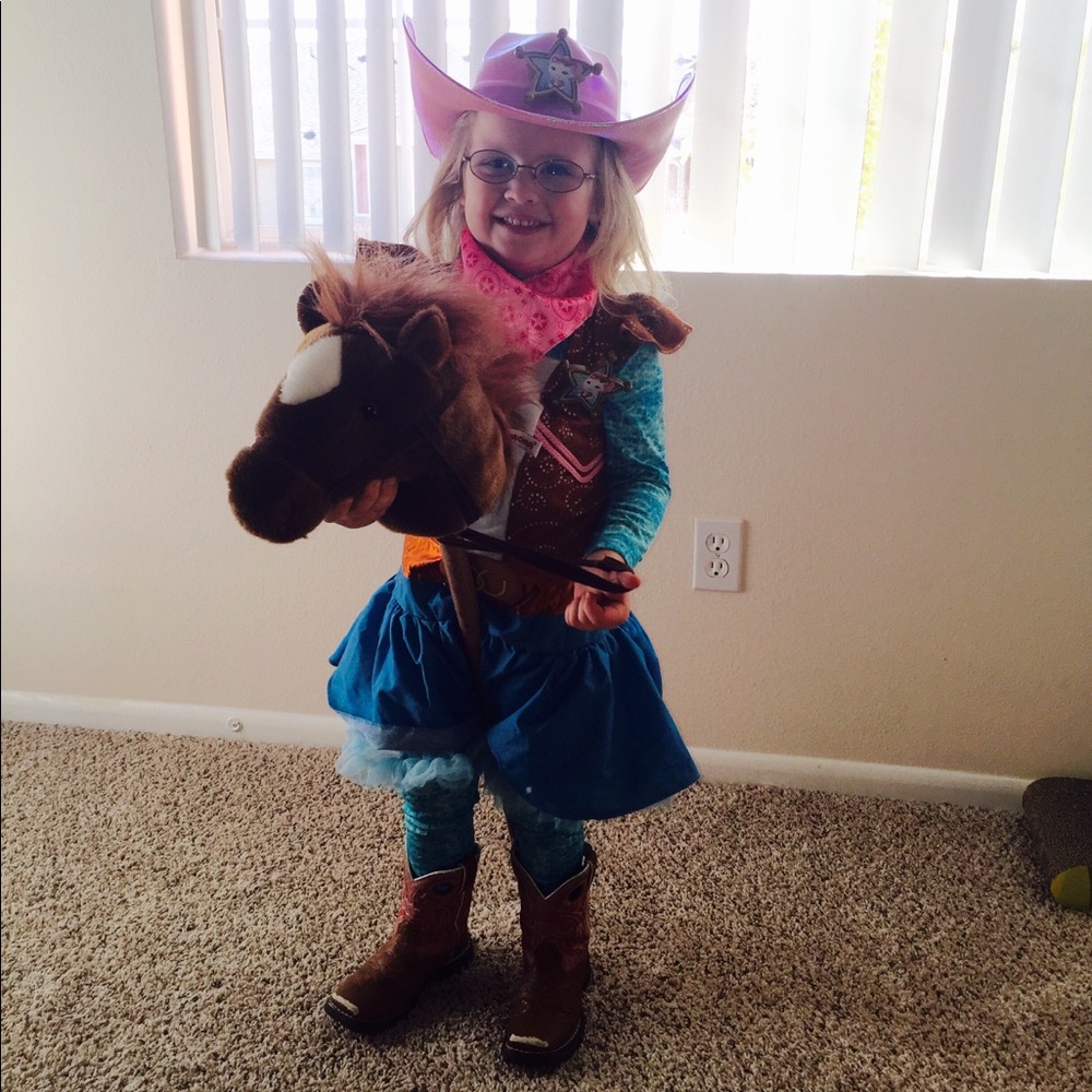 Sheriff  Callie costume